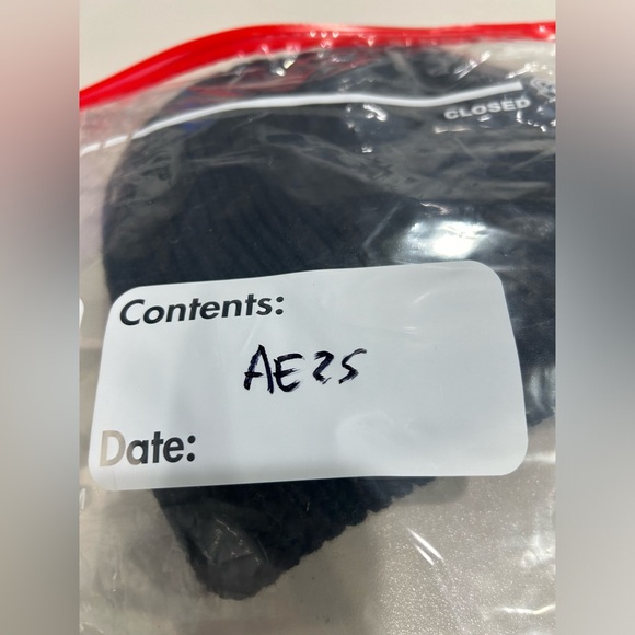 Roxy Women's Freja Beanie Black Hat Double Layer Rib-Knit Acrylic Cozy NWT - Picture 7 of 7